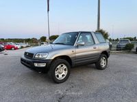 Usata Toyota RAV4 128 CV (94 kW) 1999 SUV
