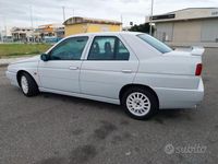 Usata Alfa Romeo 155 126 CV (92 kW) 1995 Bianco Berlina