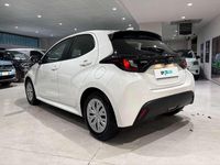 Usata Toyota Yaris Hybrid Active 116 CV (85 kW) 2025 Bianco Utilitaria