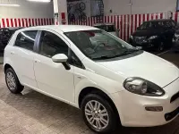 Usata Fiat Grande Punto 77 CV (56 kW) 2013 Bianco Utilitaria