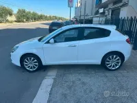 Usata Alfa Romeo Giulietta Super 120 CV (88 kW) 2020 Bianco Utilitaria