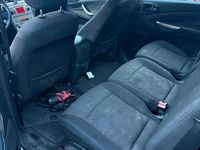 Usata Ford S-MAX Titanium 140 CV (102 kW) 2007 Grigio Monovolume