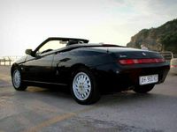 Usata Alfa Romeo Spider 150 CV (110 kW) 1995 Nero Cabrio
