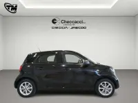 Begagnad Smart ForFour Passion 71 HK (52 kW) 2018 Svart Halvkombi