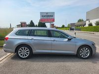Usata VW Passat Executive 150 CV (110 kW) 2021 Grigio Station wagon