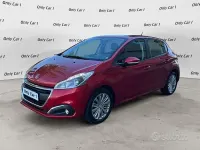 Usata Peugeot 208 Active 83 CV (61 kW) 2018 Rosso Utilitaria