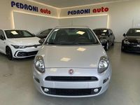 Usata Fiat Punto Young 69 CV (50 kW) 2016 Argento Utilitaria