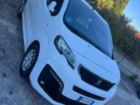 Usata Peugeot Traveller 150 CV (110 kW) 2019 Bianco Monovolume