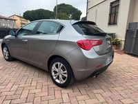 Usata Alfa Romeo Giulietta Distinctive 119 CV (87 kW) 2010 Grigio Utilitaria