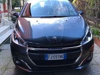 Usata Peugeot 208 Active 82 CV (60 kW) 2017 Utilitaria