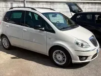 Usata Lancia Musa Gold 95 CV (69 kW) 2012 Beige Monovolume