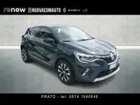 Usata Renault Captur Intens 100 CV (73 kW) 2023 Blu scuro SUV