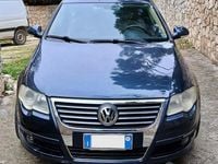 Usata VW Passat Highline 140 CV (102 kW) 2006 Blu Station wagon