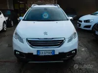 Usata Peugeot 2008 Allure 115 CV (84 kW) 2015 Bianco SUV