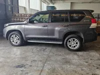 Usata Toyota Land Cruiser Executive 190 CV (139 kW) 2013 Grigio Station wagon