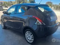 Usata Lancia Ypsilon Gold 95 CV (69 kW) 2011 Utilitaria