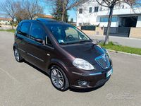 Usata Lancia Musa 95 CV (69 kW) 2008 Marrone Monovolume