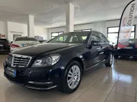 Usata Mercedes C180 Elegance 156 CV (114 kW) 2013 Tanzanite blue Berlina