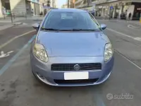 Usata Fiat Punto Active 60 CV (44 kW) 2010 Bluazzurro Utilitaria