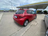 Usata Peugeot 208 75 CV (55 kW) 2017 Rosso Utilitaria