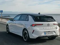 Nuova Opel Astra GSe 224 CV (164 kW) 2026 Argento Monovolume