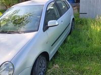 Usata VW Polo 54 CV (39 kW) 2003 Grigio Berlina