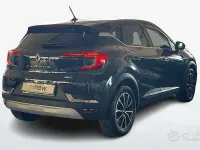 Usata Renault Captur Intens 145 CV (106 kW) 2022 Bluazzurro SUV