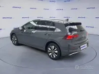 Usata VW Golf VIII Life 116 CV (85 kW) 2025 Nero Utilitaria
