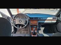 Usata Mercedes E200 1990 Grigio Berlina