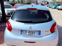 Usata Peugeot 208 68 CV (50 kW) 2012 Grigio Utilitaria