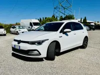 Usata VW Golf VIII R-line 150 CV (110 kW) 2020 Berlina