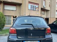 Usata Toyota Yaris 75 CV (55 kW) 2004 Berlina