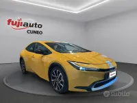 Usata Toyota Prius Lounge 223 CV (164 kW) 2025 Giallo Utilitaria
