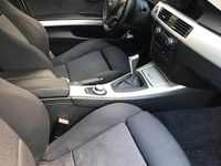 Usata BMW 325 Efficient Dynamics 204 CV (150 kW) 2007 Grigio Station wagon