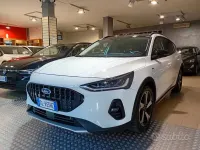 Usata Ford Focus Active 120 CV (88 kW) 2022 Bianco Station wagon