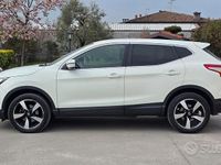 Usata Nissan Qashqai 110 CV (80 kW) 2016 Bianco SUV