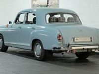 Usata Mercedes 180 136 CV (100 kW) 1958 Blu Berlina