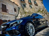 Usata Mercedes CLA200 Premium 136 CV (100 kW) 2018 Blu Berlina