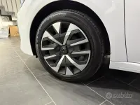 Usata Peugeot 208 Style 75 CV (55 kW) 2024 Bianco Utilitaria