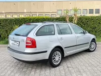 Begagnad Skoda Octavia 105 HK (77 kW) 2008 Grå Kombi