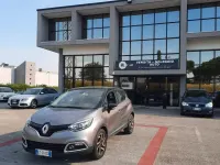 Usata Renault Captur 89 CV (65 kW) 2014 Grigio SUV
