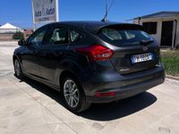 Usata Ford Focus Titanium 120 CV (88 kW) 2017 Grigio Berlina