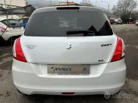 Usata Suzuki Swift GL 94 CV (69 kW) 2012 Bianco Utilitaria