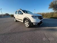 Usata Dacia Sandero Stepway 90 CV (66 kW) 2016 Bianco Berlina