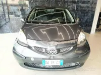 Usata Toyota Aygo 68 CV (50 kW) 2010 Nero Utilitaria