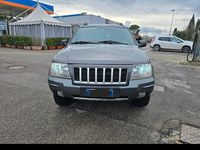 Usata Jeep Grand Cherokee 160 CV (117 kW) 2003 Grigio SUV
