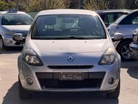 Usata Renault Clio II 102 CV (75 kW) 2011 Argento Berlina
