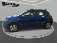 Usata Dacia Sandero Comfort 101 CV (74 kW) 2023 Blu iron Berlina