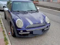 Begagnad Mini One D 75 HK (55 kW) 2004 Blå Halvkombi