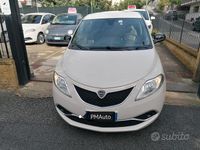 Usata Lancia Ypsilon Gold 69 CV (50 kW) 2017 Beige Utilitaria
